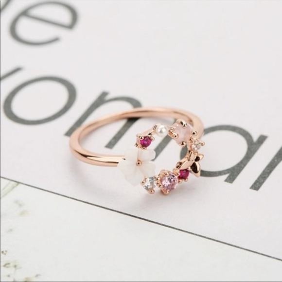 NEW 18K ROSE GOLD FLOWER BUTTERFLY CIRCLE RING - Picture 3 of 3